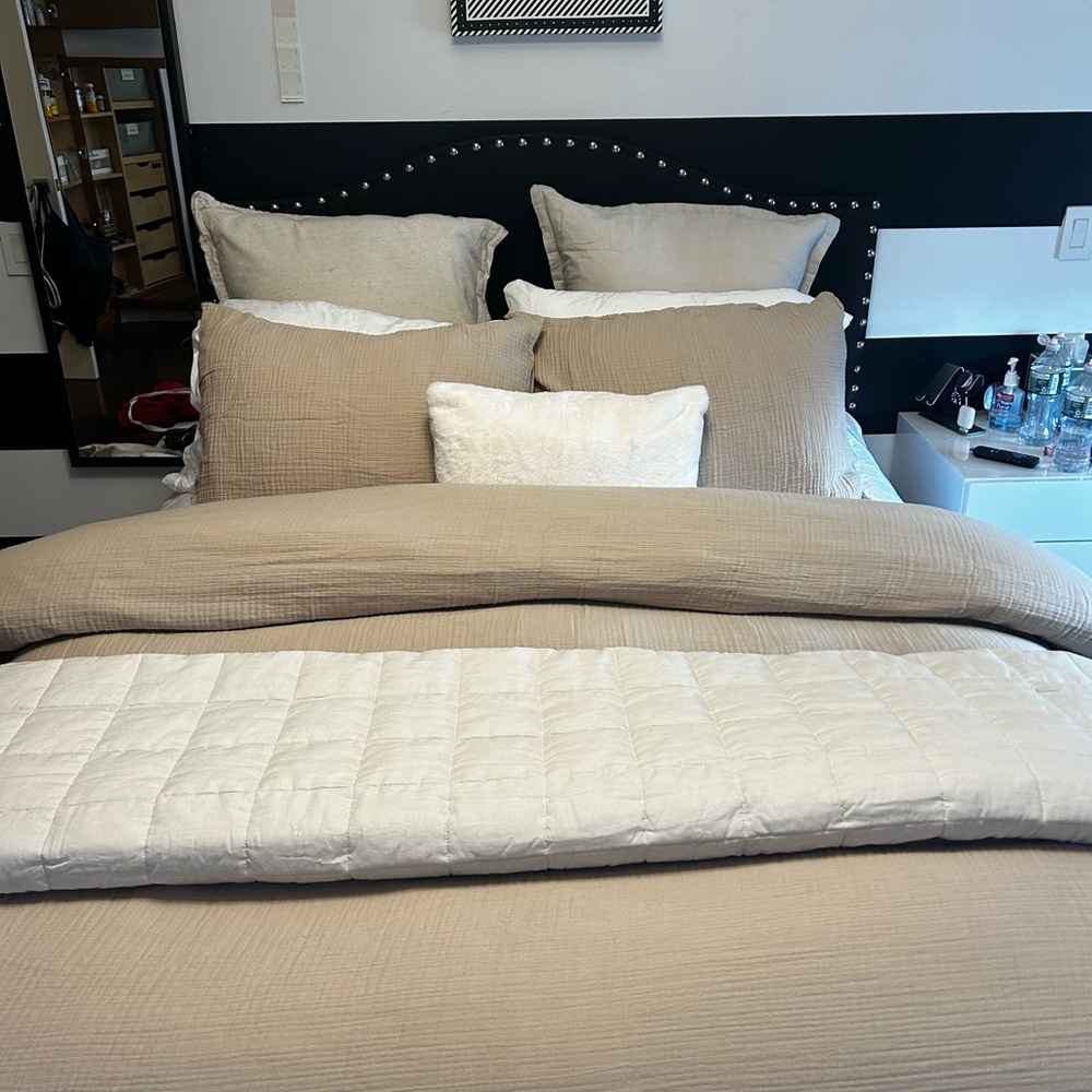 Quince duvet with 2 shams, 2 euros and quilt